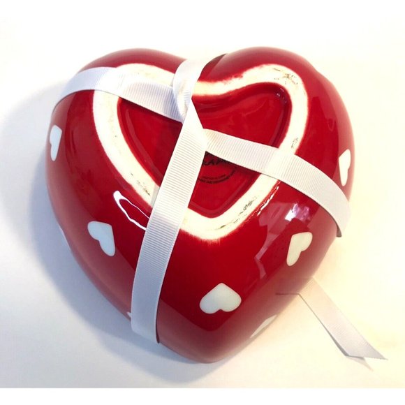 Terramoto Ceramic 3-Piece Heart-Shaped Bowl Dish Set Valentine's Day Gift - Picture 7 of 8
